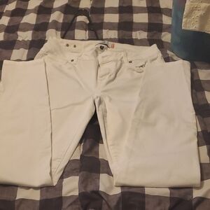 CAbi Women's Classic White Skinny Jeans